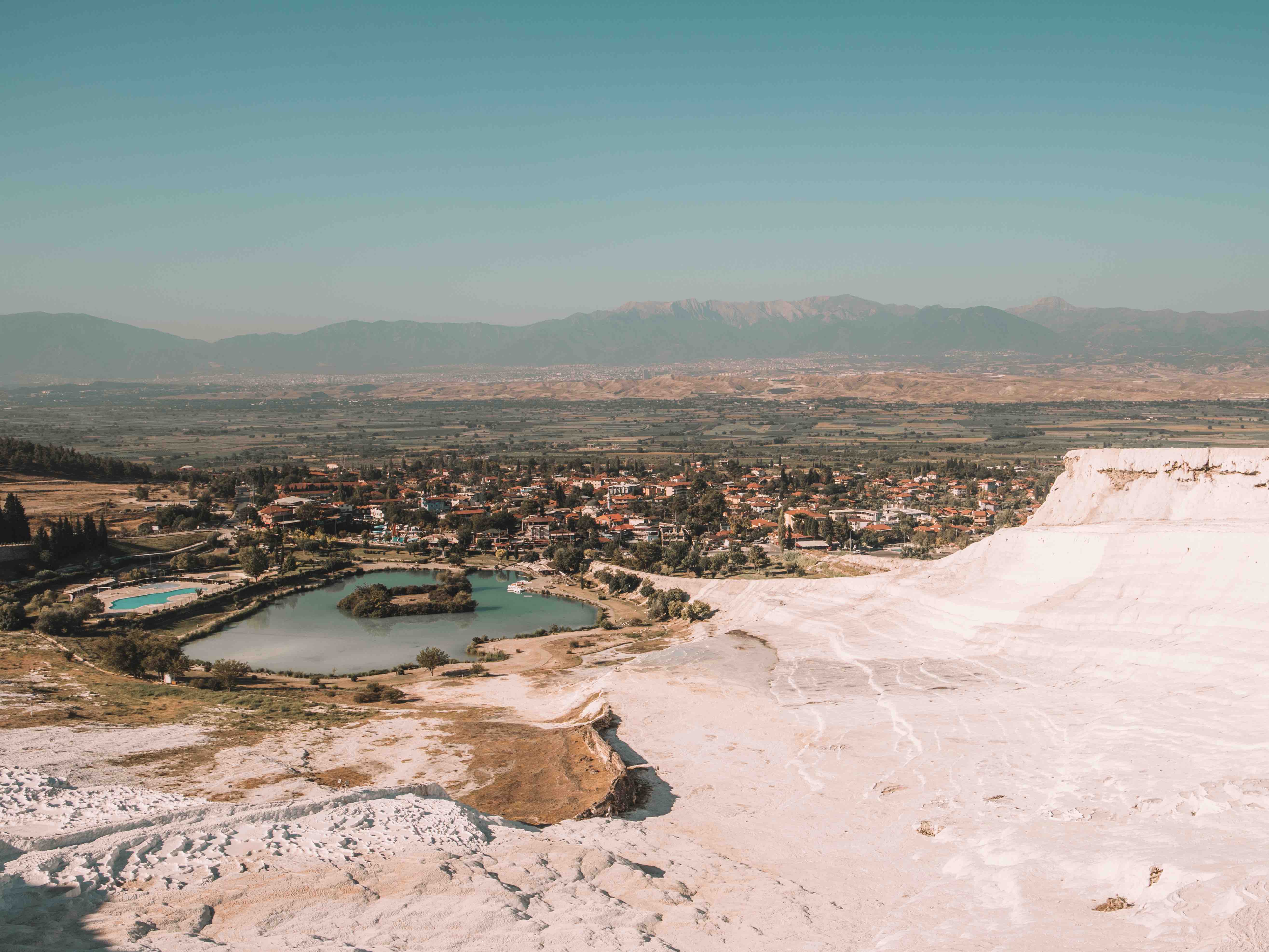 Visit Pammukkale hot springs turkey