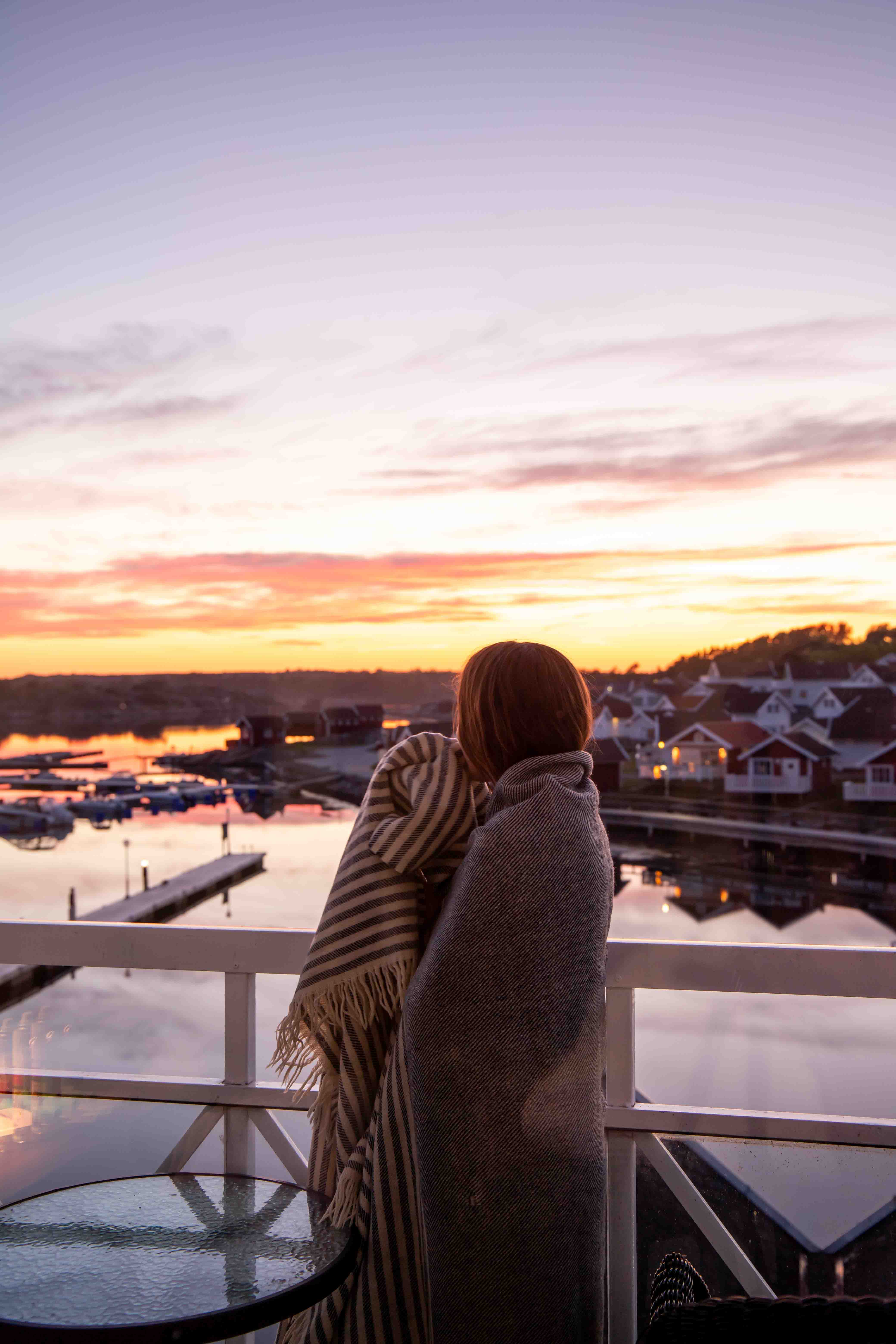 tanumstrand spa harbour sunset