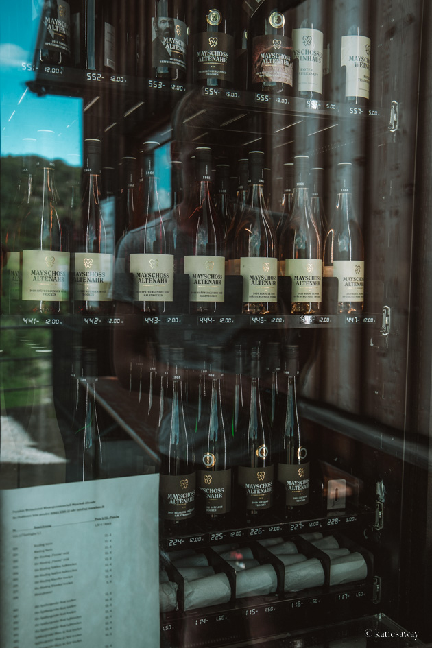 Mayschoß wine saffenburg vending machine