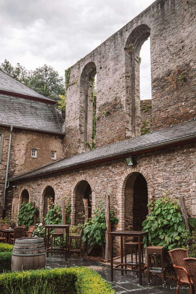 Weingut Kloster Marienthal, Winey in Dernau