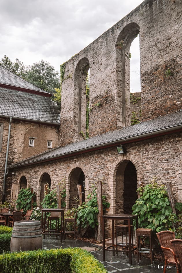 Weingut Kloster Marienthal, Winey in Dernau