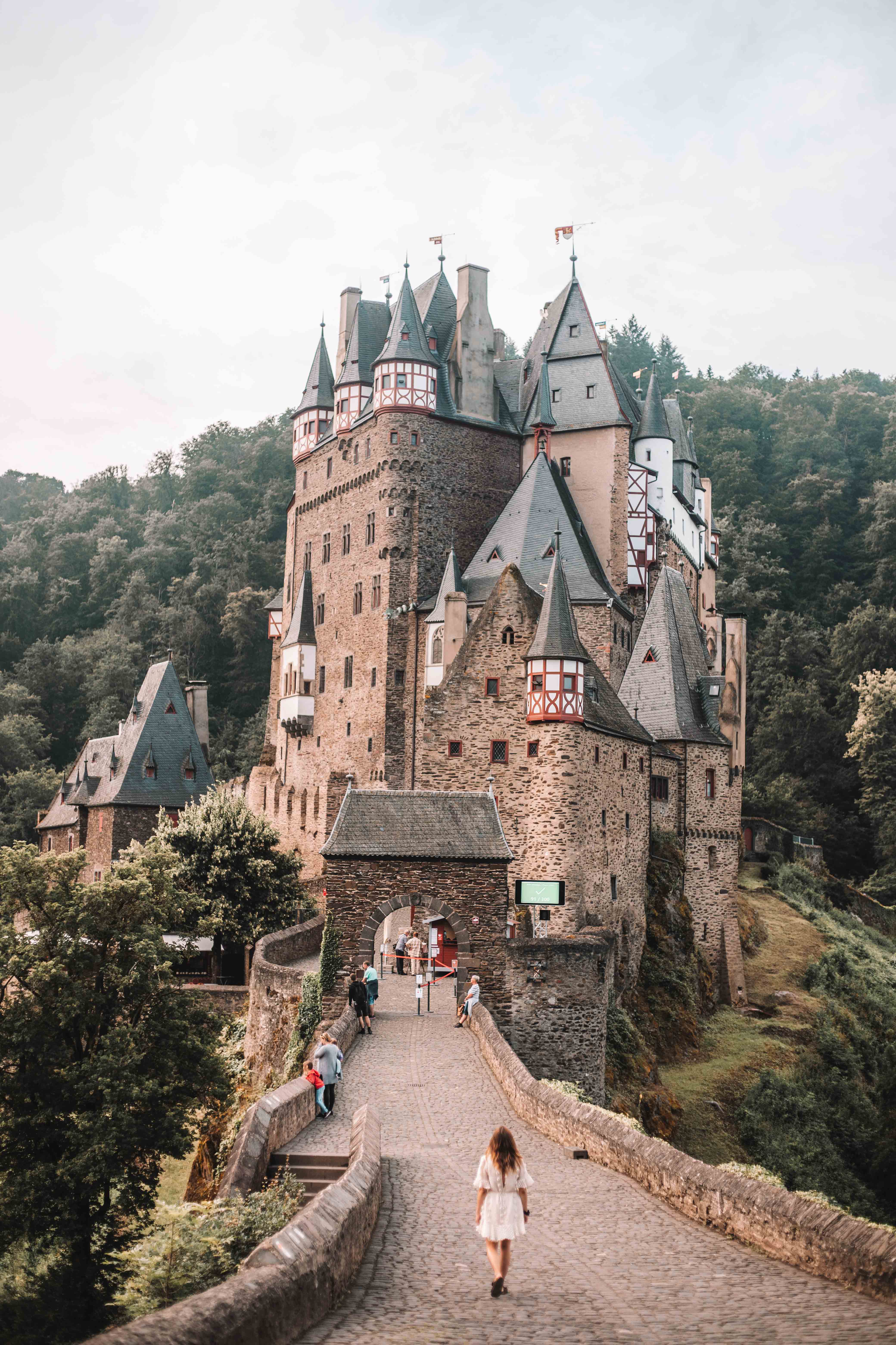 castle mosel valley