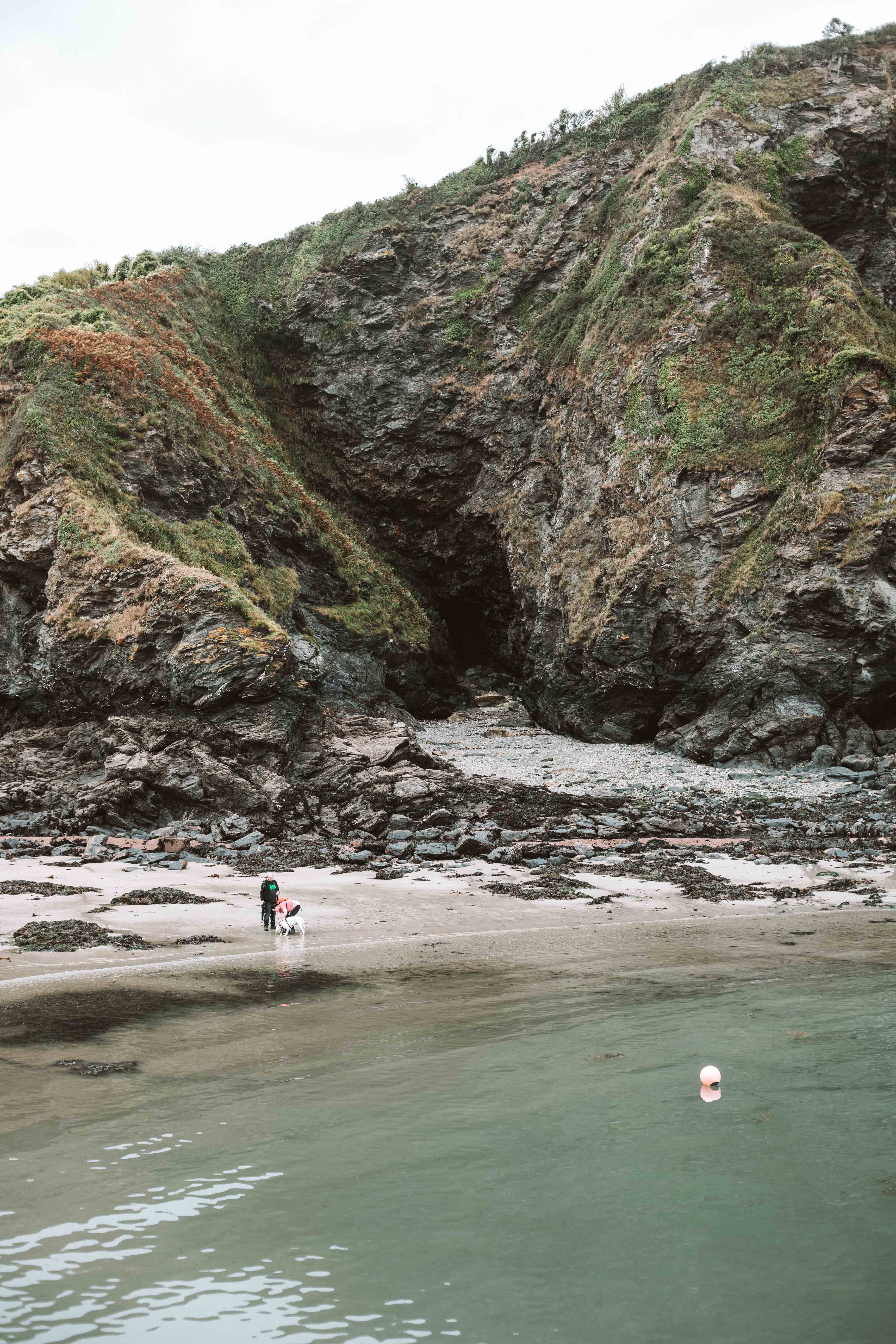 port isaac harbour cornwall