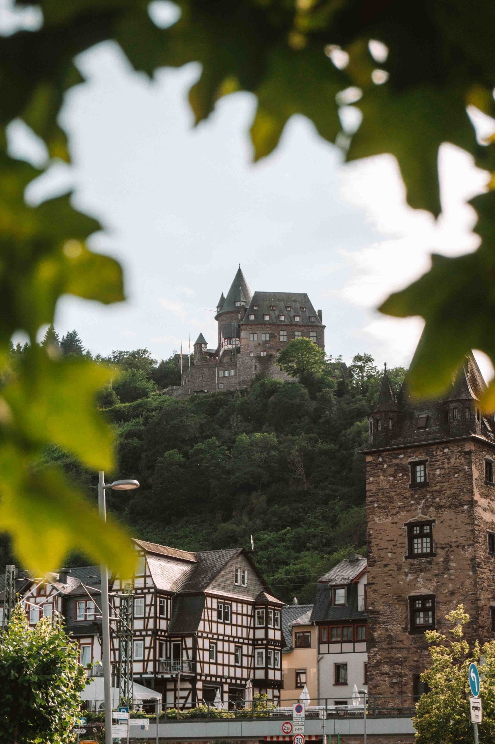 view of burg stahleck from outside of bacharach walls