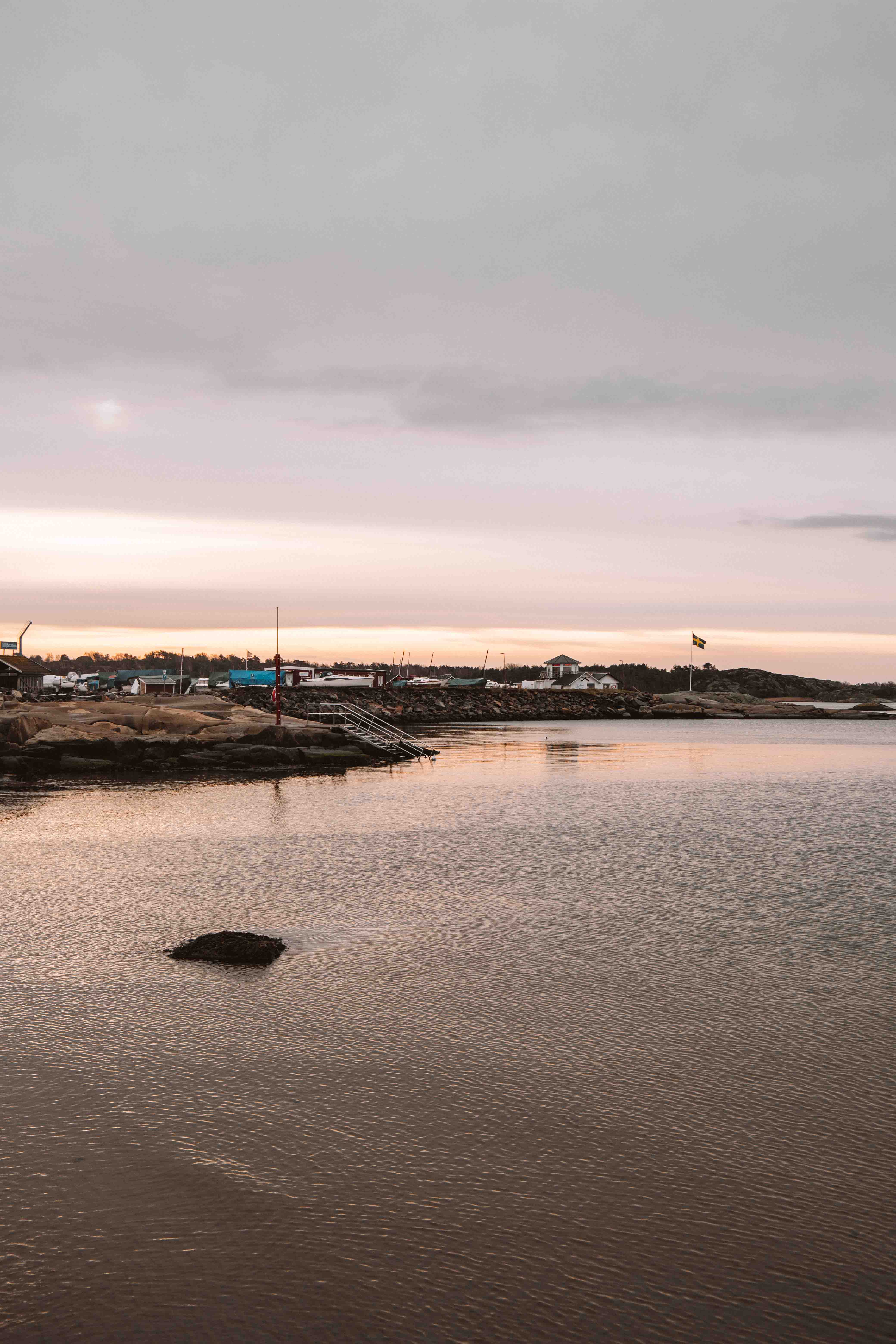 fiskebäcksbadet beach in gothenburg