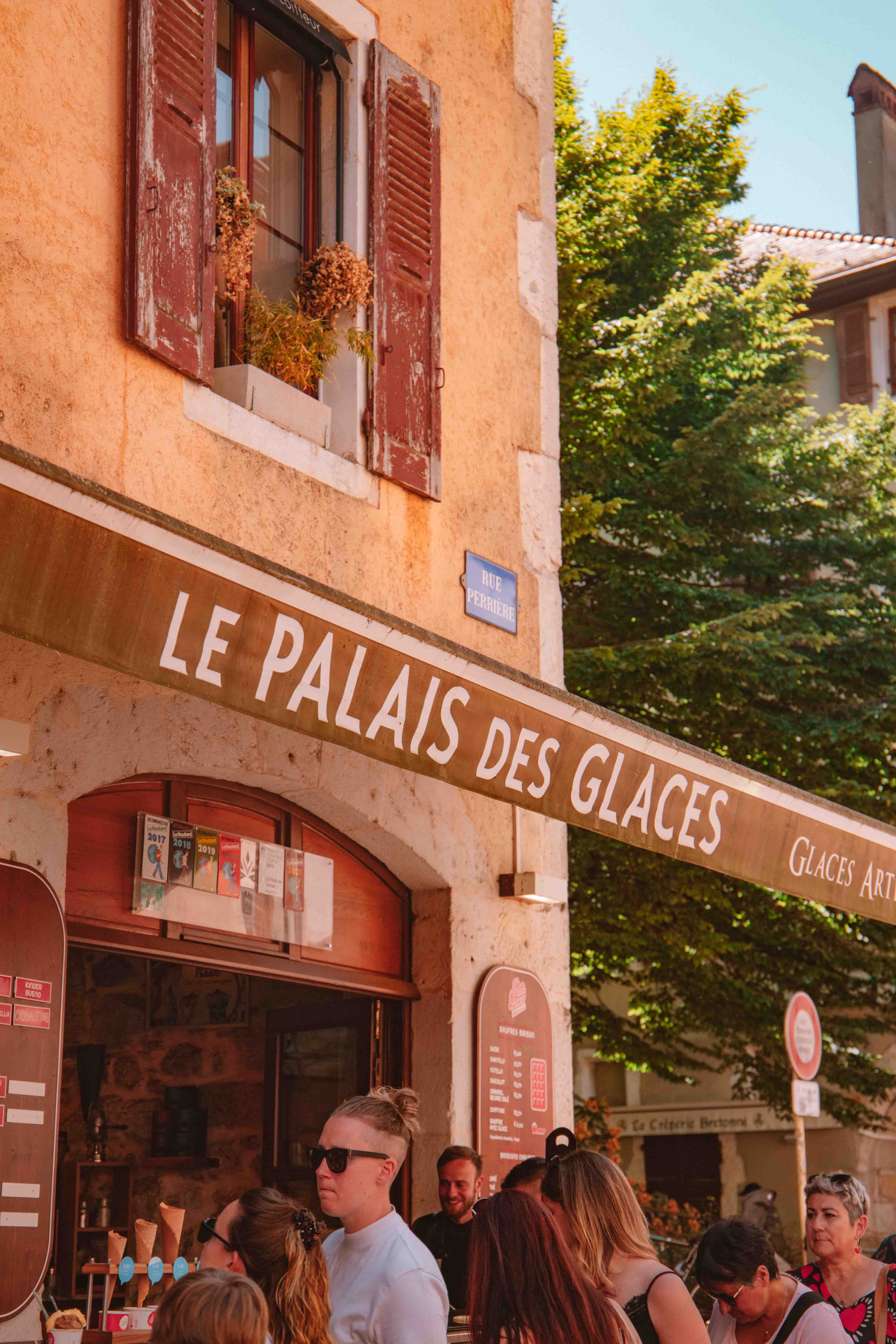 annecy best ice cream pistachio le palais des glaces