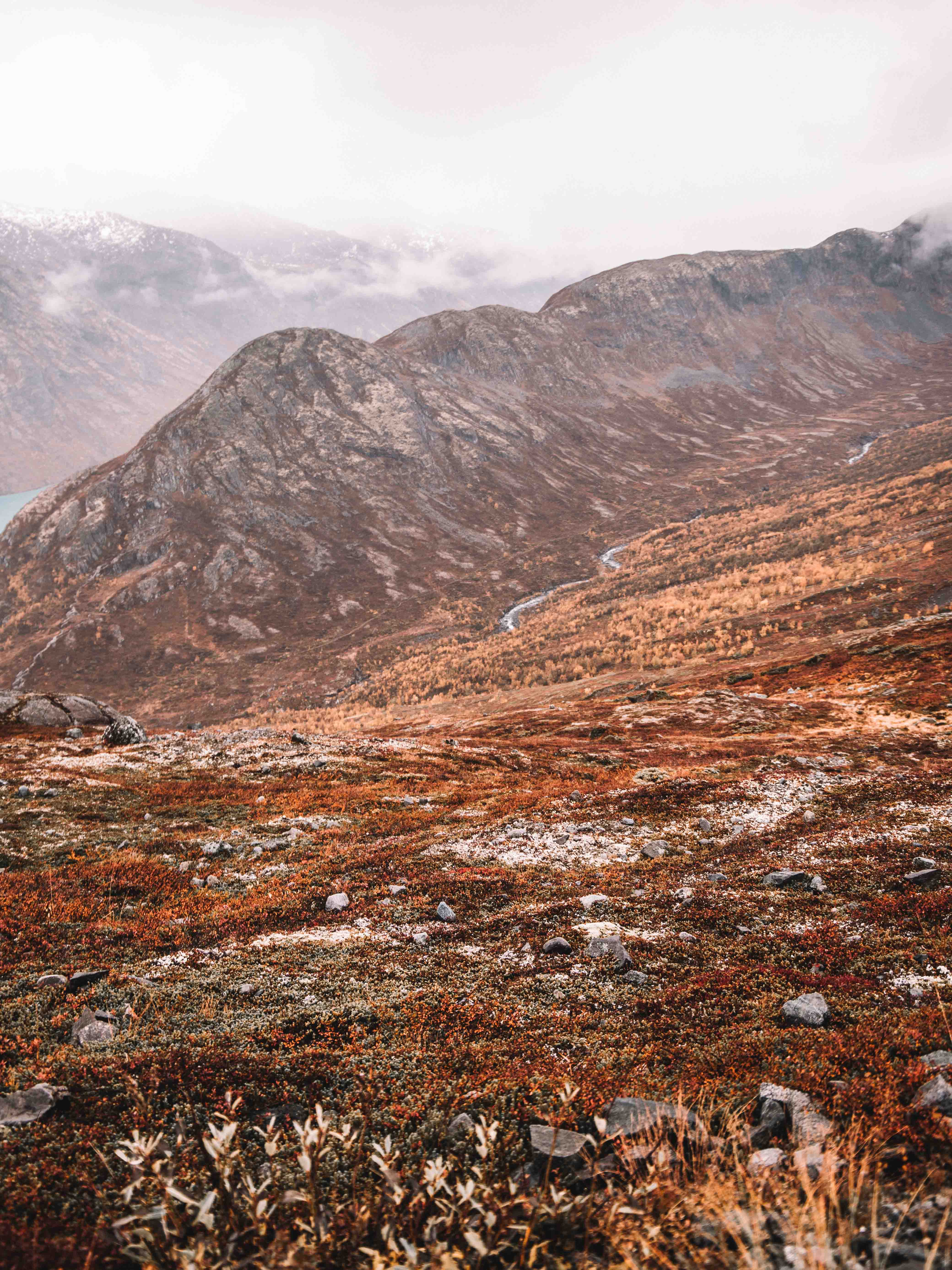besseggen ridge hike in autumn