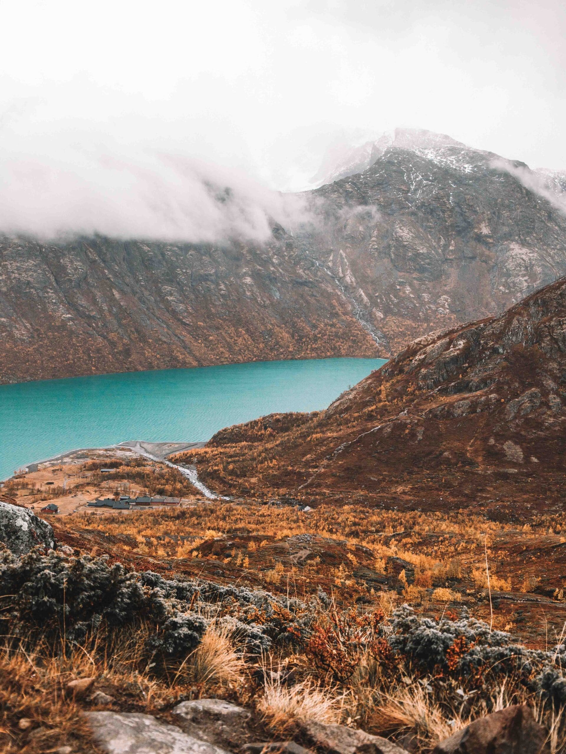 besseggen ridge hike in autumn