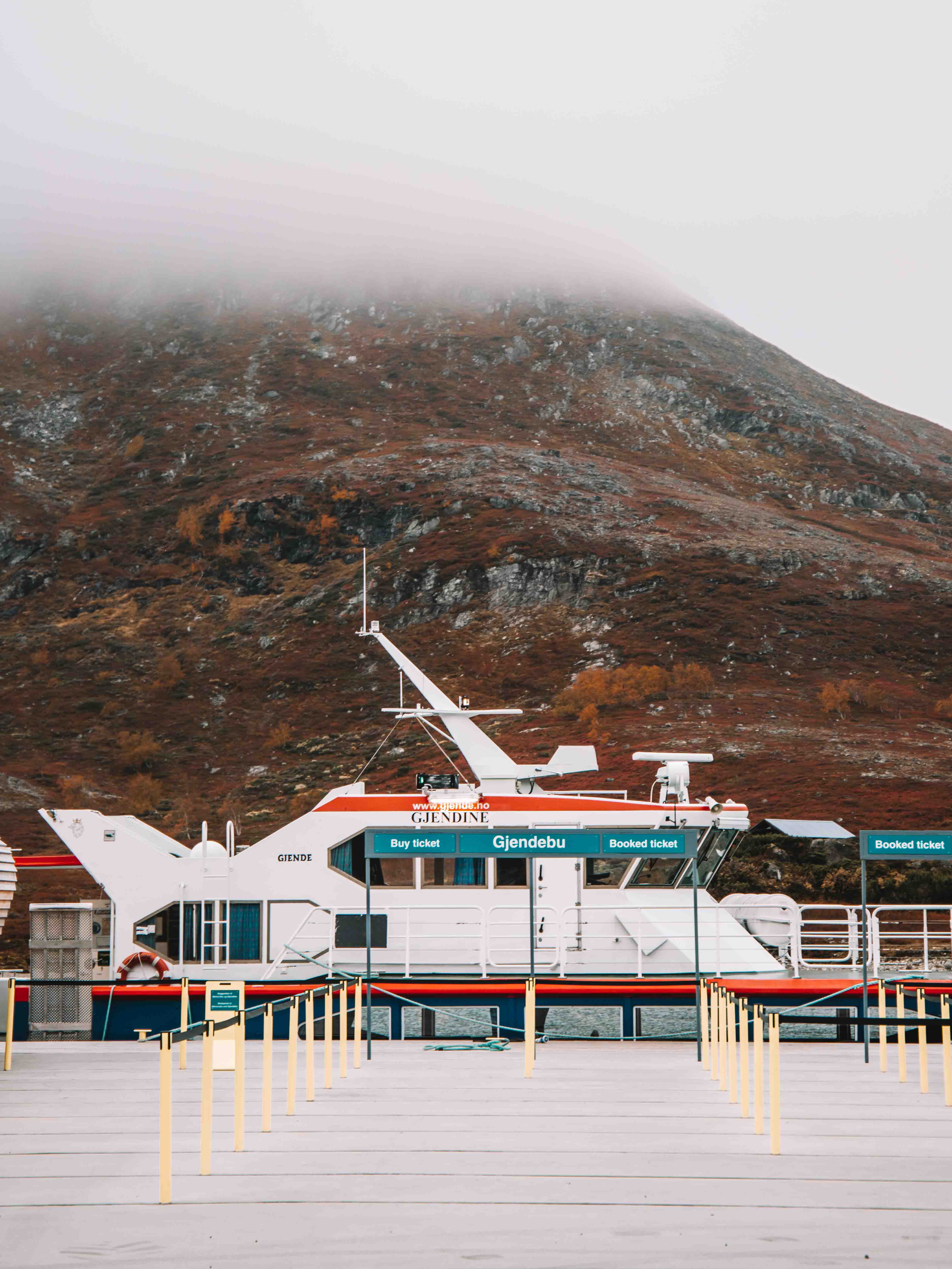 ferry to gjendesheim