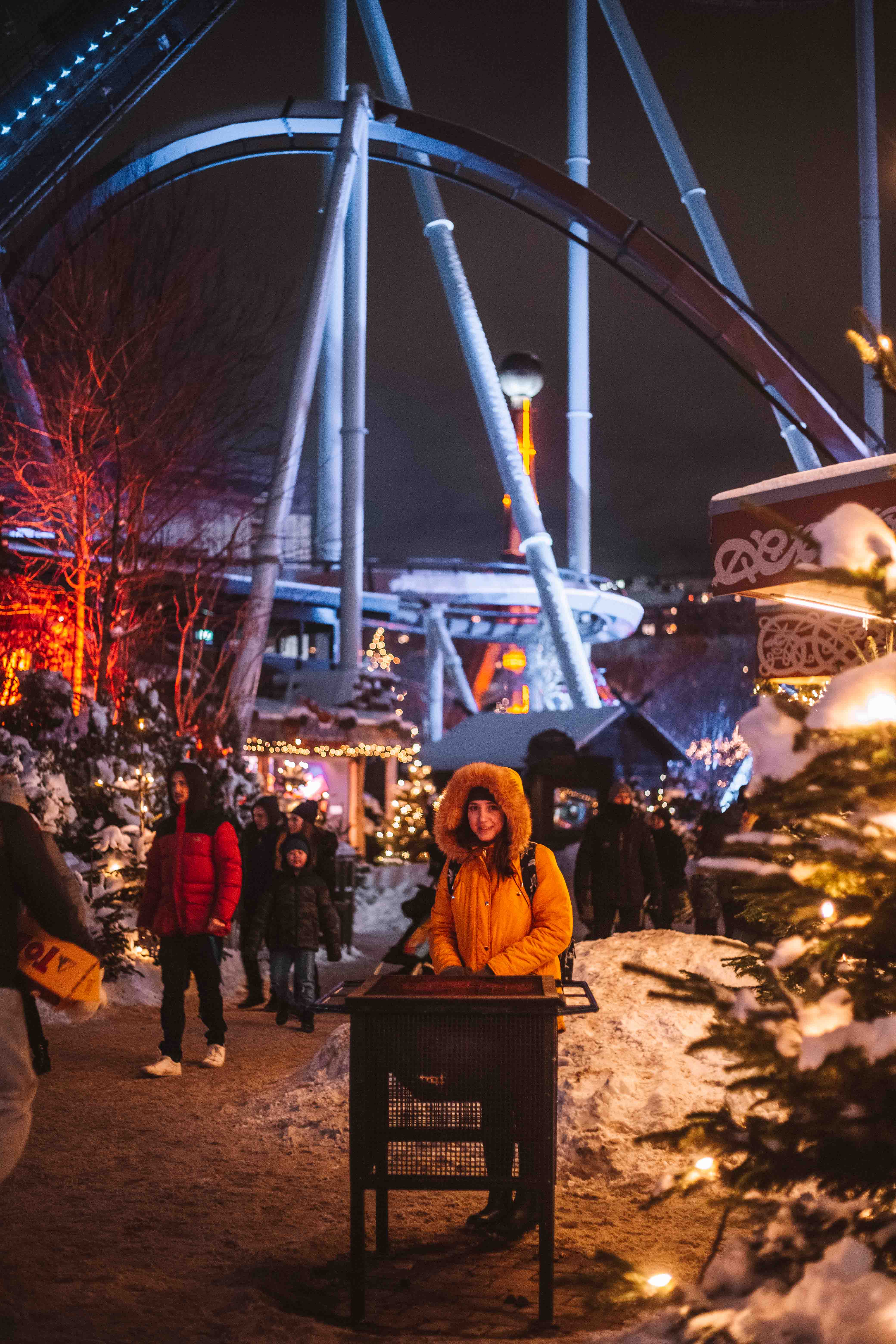 warm fire at Liseberg julmarknad