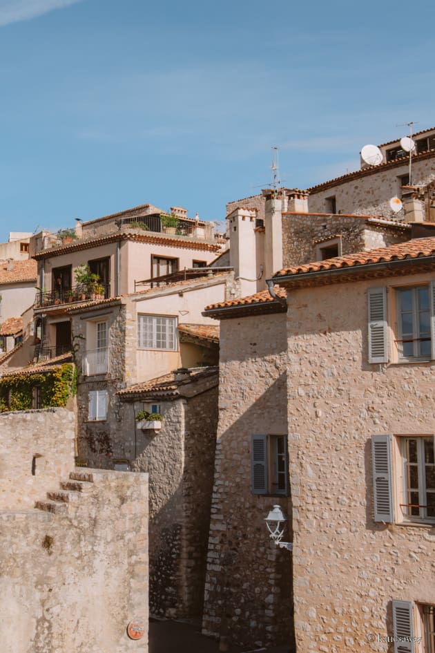 Overlapping stone buildings within the city walls of st paul