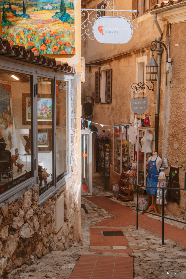 stone buildings and boutiques inside the walled city of Eze
